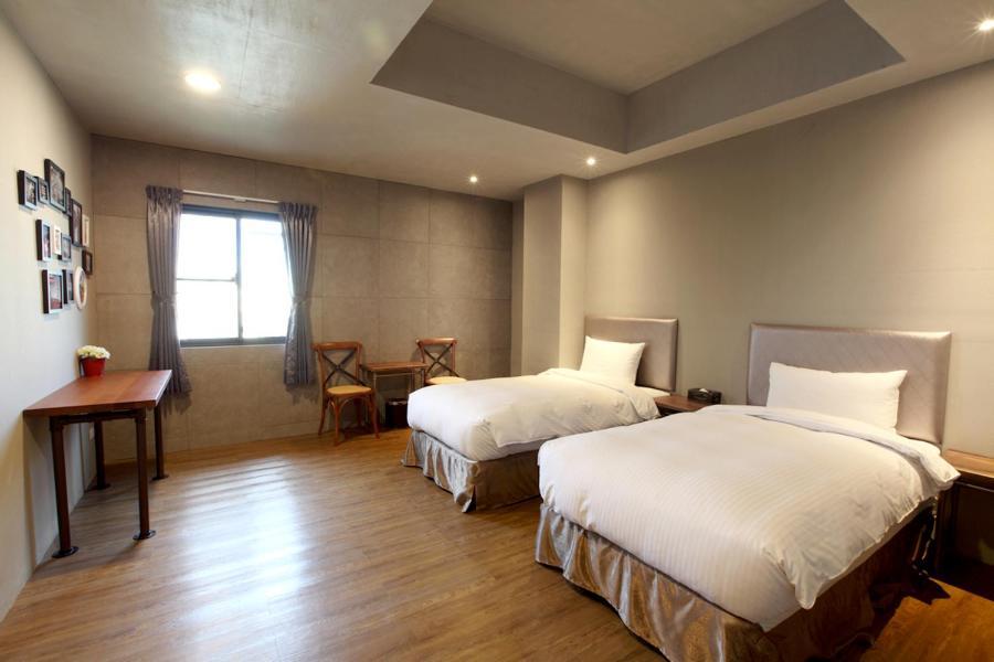Tourism Inn Tainan Extérieur photo