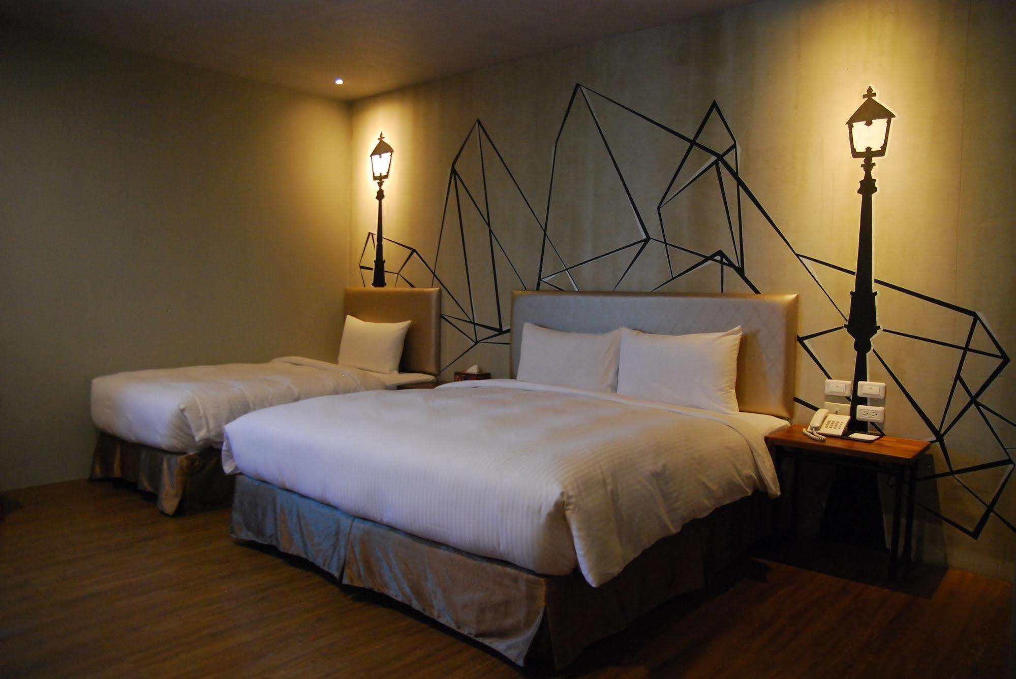 Tourism Inn Tainan Extérieur photo