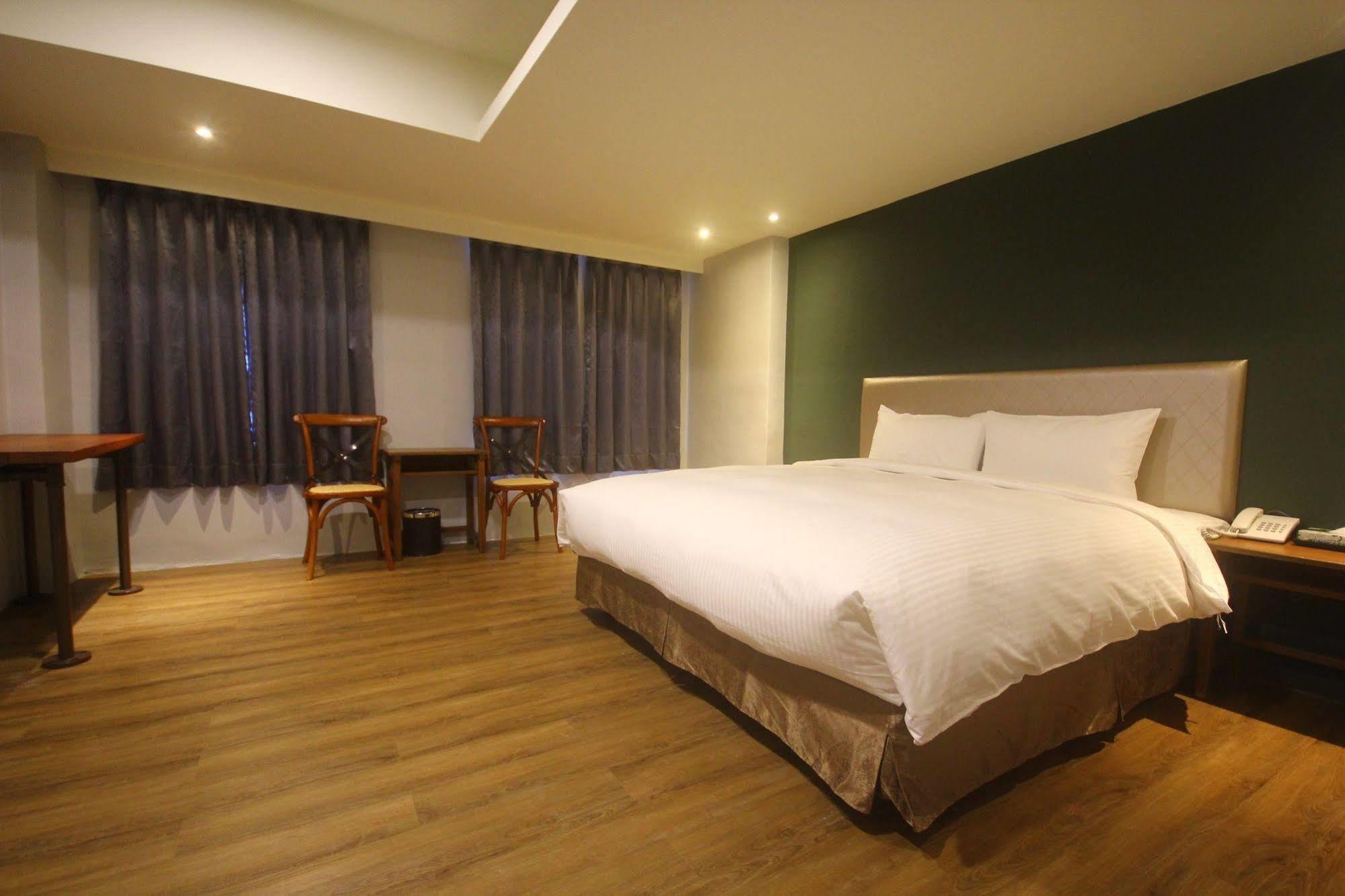 Tourism Inn Tainan Extérieur photo